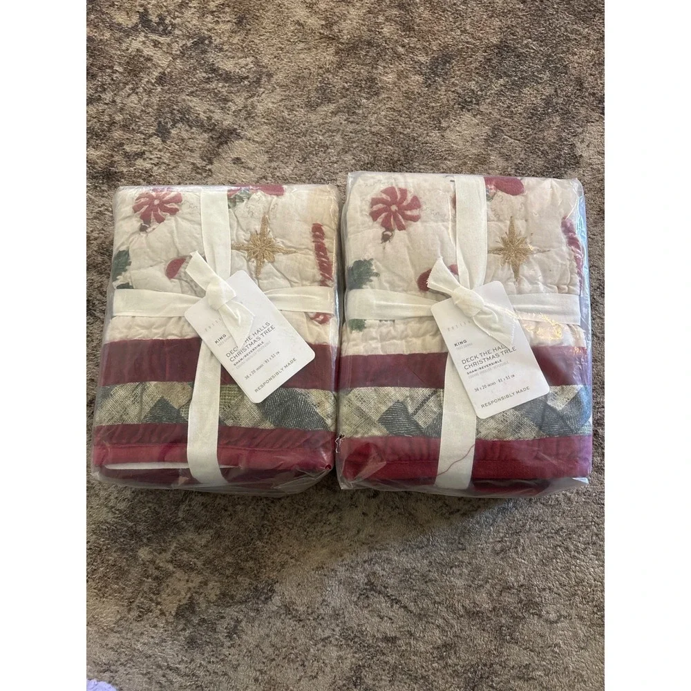 2 Pottery barn Deck the Halls Christmas Tree Reversible Quilted Sham king new